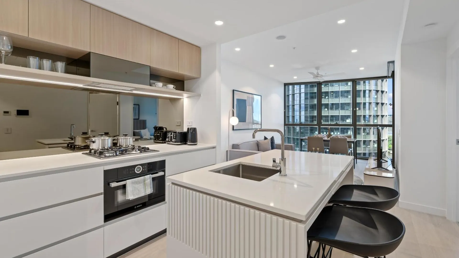 Cassa Qw - Modern Apartments Managed By The Cassa  Brisbane